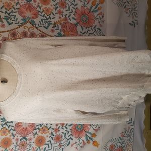 White sweater/tunic